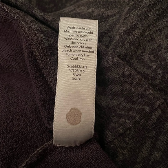 Athleta Studio to Street Sweatshirt grey herringbone print women’s size small - Picture 10 of 10